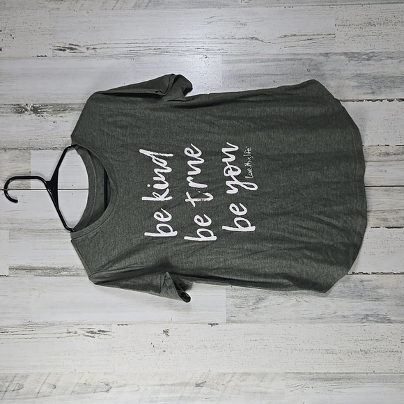 love this life green short sleeve tshirt juniors size XL - Picture 5 of 7